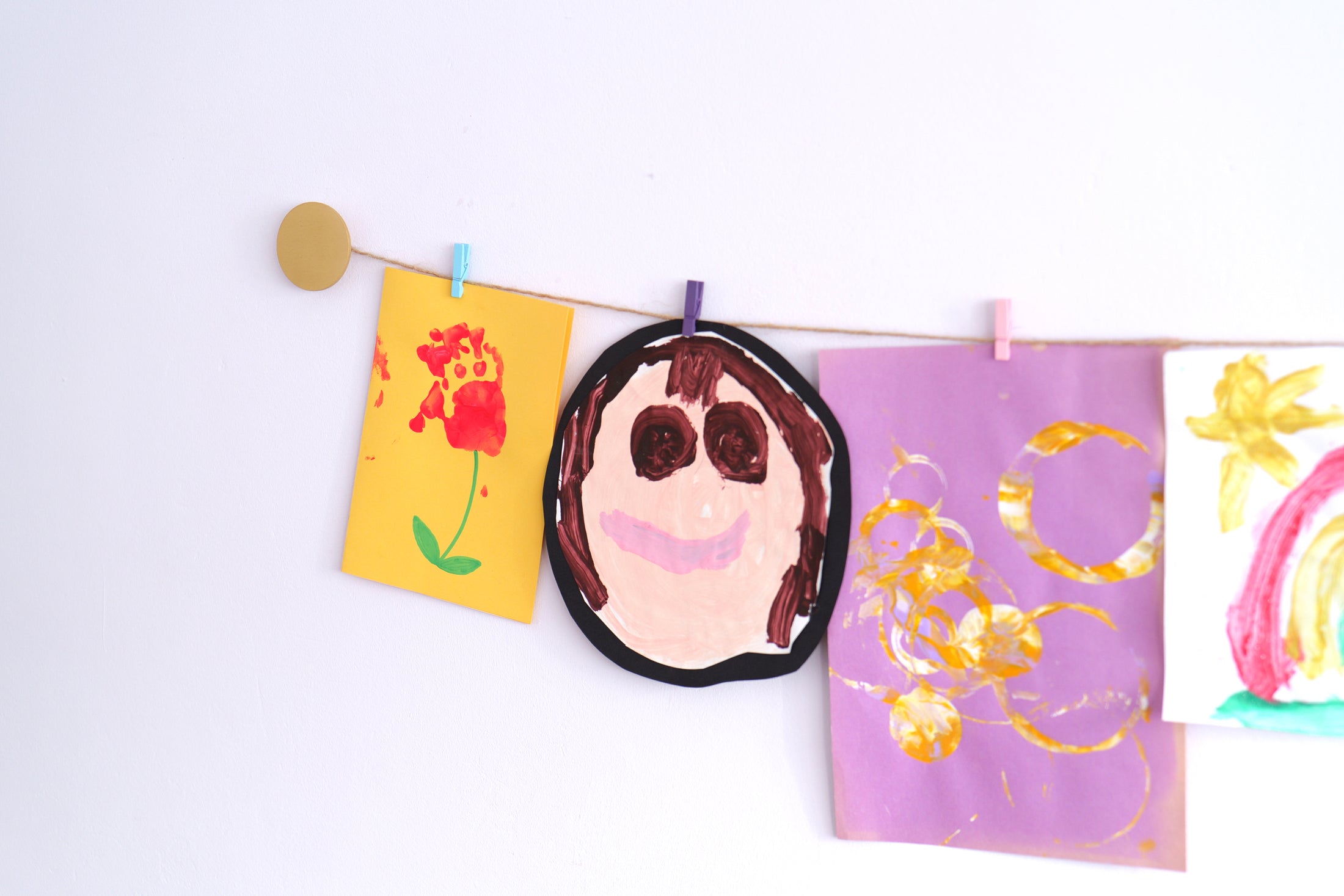 Gold circles kids art display