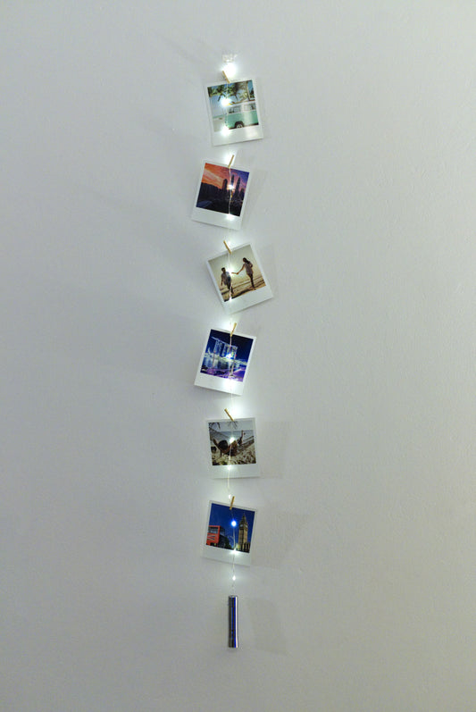 Fairy lights photo hanger, LED battery operated picture hanger